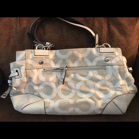 Coach Handbag - Picture 2 of 7